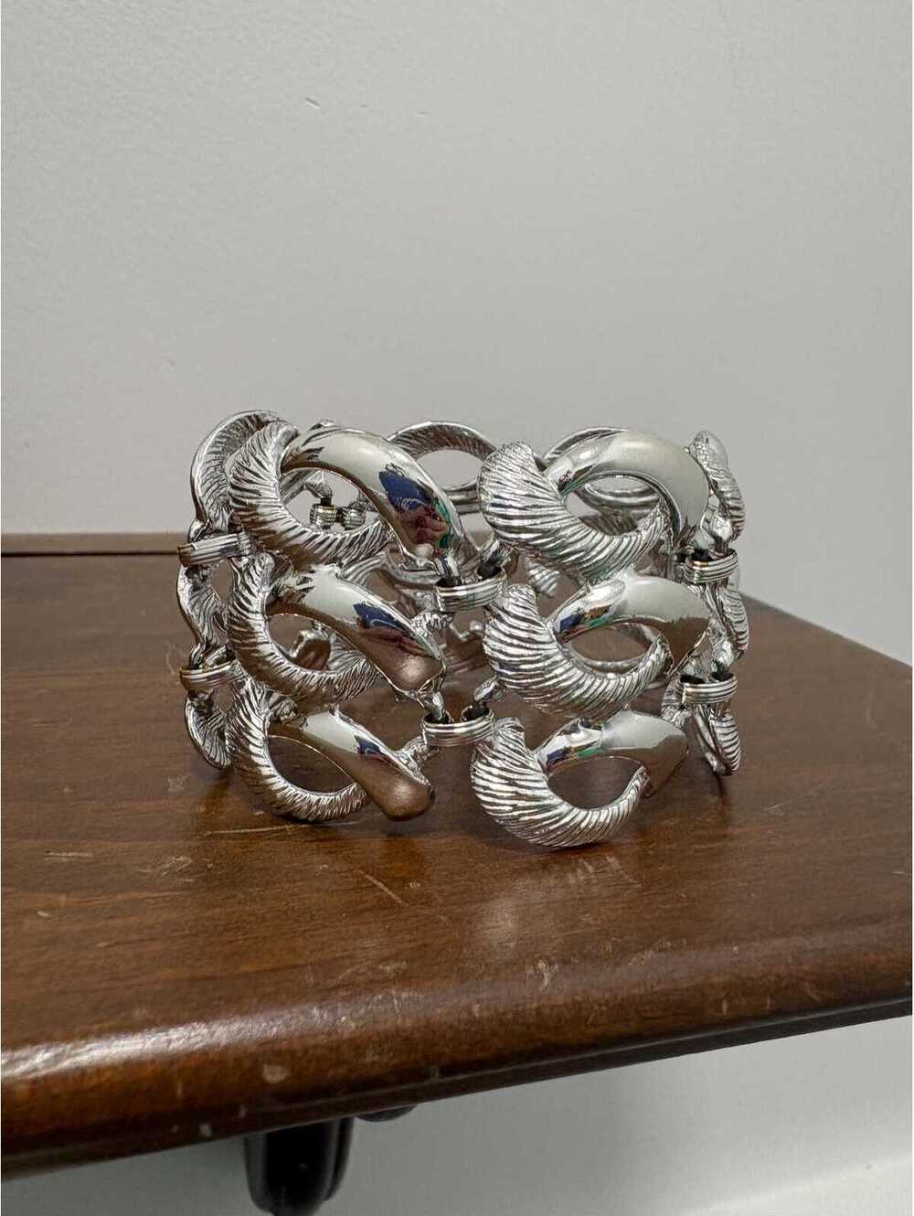 Vintage Shiny Silver Tone Wide Panel Link Bracelet Swirl Pattern
